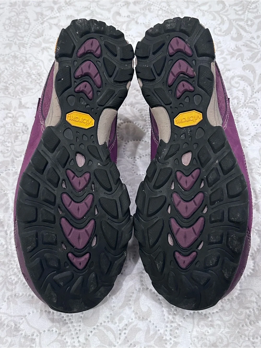 Ahnu Ripstop Sneakers 1101557 Womens Size 8 Waterproof Numentum Vibram Comfort
